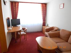 Telewizja i/lub zestaw kina domowego w obiekcie Na Skarpie