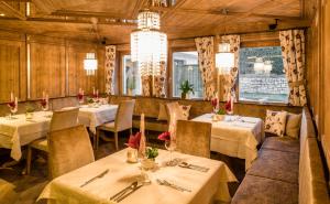 Restaurant o un lloc per menjar a Alpin Hotel Sonnblick