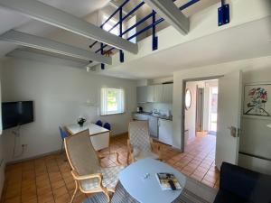 Kuchyň nebo kuchyňský kout v ubytování Hjarbæk Fjord Golfcenter