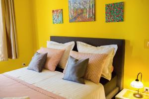 Postel nebo postele na pokoji v ubytování Apartments Vinka
