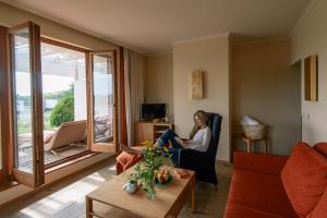 TV a/nebo společenská místnost v ubytování Bio Thermalhotel Falkenhof