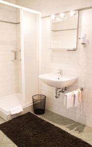 A bathroom at Gasthof Familie Hutter