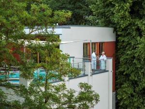 Bazén v ubytování Bio Thermalhotel Falkenhof nebo v jeho okolí