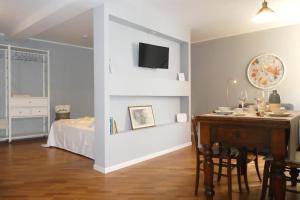 Gallery image of Sant'Anna Studio Apartment in Parma