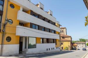The building in which Az apartmant is located