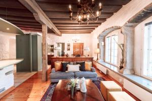 A seating area at Tallinn City Apartments - Old Town