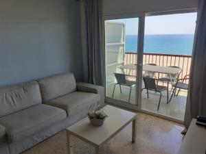 Fotografie z fotogalerie ubytování Suitur apartamento primera linea mar vistas playa v destinaci Canet de Mar