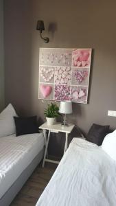 Photo de la galerie de l'établissement Zajazd CHATA Kębłowo, à Kębłowo 49 autres photos