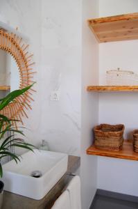 Ванна кімната в Verde'Água Family Home