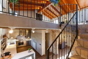 A kitchen or kitchenette at El Gresol - Naturaleza y Relax