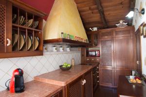 Majoituspaikan Casa El Pino keittiö tai keittotila