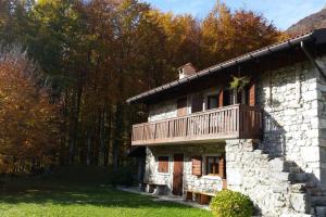 Gallery image of Rustic Cabin in Pozzis