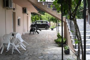 Fotografie z fotogalerie ubytování Kalouda Rooms v destinaci Paralía Skotínis