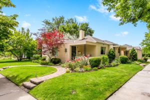 a house with a garden and a driveway at North End Villa in Boise