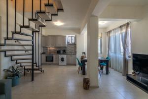 Kuchyňa alebo kuchynka v ubytovaní Haravgi 5 bedrooms villa