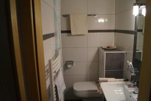 Ein Badezimmer in der Unterkunft Forsthaus-Ferienhotel am Dobrock