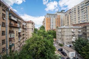 Nespecifikovaný výhled na destinaci Kyjev nebo výhled na město při pohledu z hotelu
