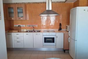 Η κουζίνα ή μικρή κουζίνα στο VILLA LA TEGALA +8 φωτογραφίες