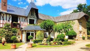 Zahrada ubytování Le Manoir du Lys, The Originals Relais