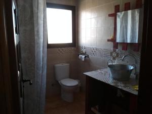A bathroom at Casa Rural La Galana Albacete