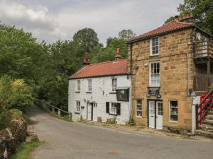 Gallery image of Quoits Cottage in Beck Hole