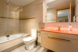Koupelna v ubytování Peña Sabocos, apartamento turístico Panticosa + 27 fotografií