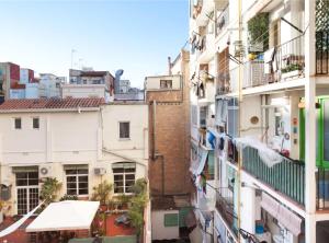 Afbeelding uit fotogalerij van Authentic flat2 in Poble sec - Paralelo in Barcelona