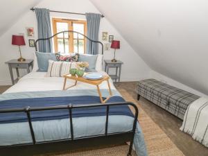 Кровать или кровати в номере Holmer Farm