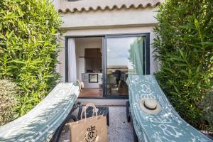 Posezení v ubytování Hôtel Le Roi Théodore & Spa