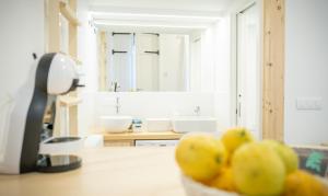 A bathroom at SanTelmo27A