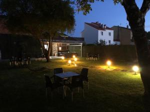 Vonkajšia záhrada v ubytovaní Albergue San Anton