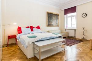 Posteľ alebo postele v izbe v ubytovaní Beautiful Viennese apartment + 9 fotografií