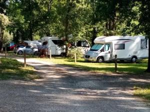 Bretagne-dʼArmagnacCamping les Lacs d'Armagnac的相册照片