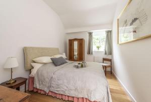 Gallery image of Little Winters Cottage in Lyme Regis