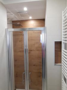 Koupelna v ubytování MarSim Lux apartman Zagreb