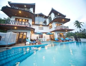 Bazén v ubytování Paradise Island Estate nebo v jeho okolí