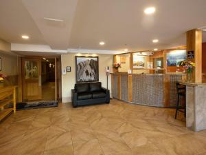 Gallery image of Fernie Fox Hotel in Fernie