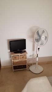 TV a/nebo společenská místnost v ubytování Apartamento San Sebastián de la Gomera