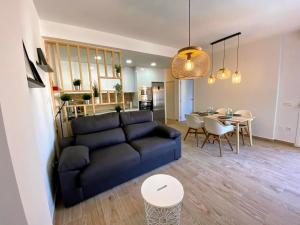 Posezení v ubytování Santa Bárbara by Albir Proper Properties