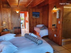 Gallery image of Lakeside Accommodation in Knysna