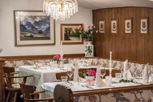 Posezení v ubytování Hotel Weisse Lilie - B&B