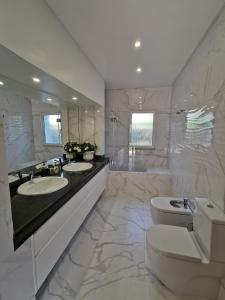 Foto dalla galleria di Luxury 3 bedroom Villa with Private Pool a Cabanas de Tavira