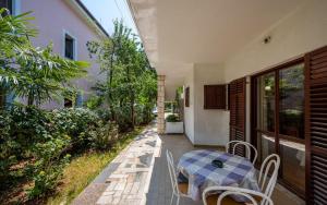 Gallery image of Apartmani Lido in Bašanija +30 photos