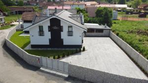 Budova, v ktorej sa apartmán nachádza