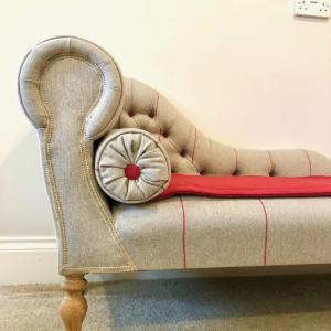 Chestnuts House Boutique B&B的休息区