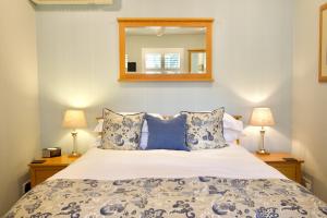 Chestnuts House Boutique B&B客房内的一张或多张床位