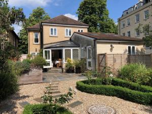 Foto dalla galleria di Chestnuts House Boutique B&B a Bath