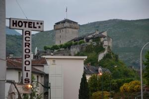 Nespecifikovaný výhled na hory nebo výhled na hory při pohledu z hotelu