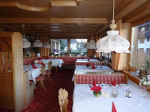 מסעדה או מקום אחר לאכול בו ב-Hotel Gasthof Straub