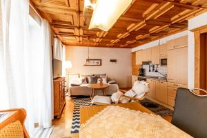 Kuchyňa alebo kuchynka v ubytovaní Holiday im Gästehaus Warter in Altenmarkt